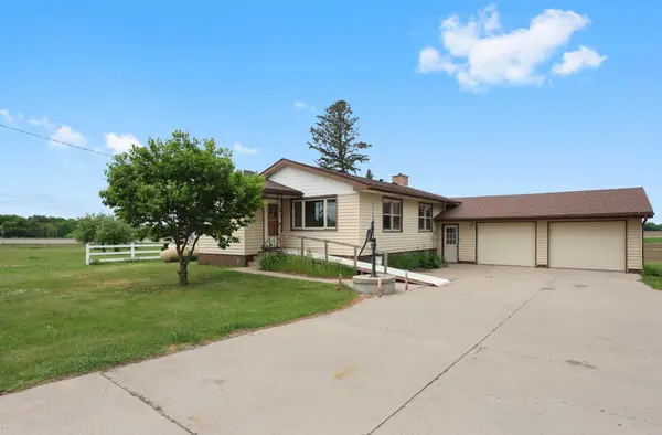 8601 Little Rock Road Ne, Foley, MN 56329