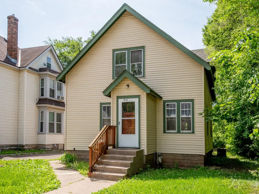 912 Fremont Avenue, Saint Paul, MN 55106 - #3