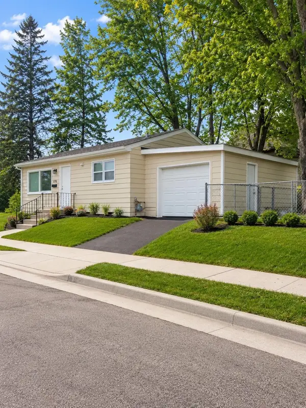 575 Nebraska Avenue E, Saint Paul, MN 55130