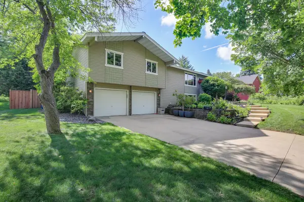 1400 Lia Drive, Northfield, MN 55057