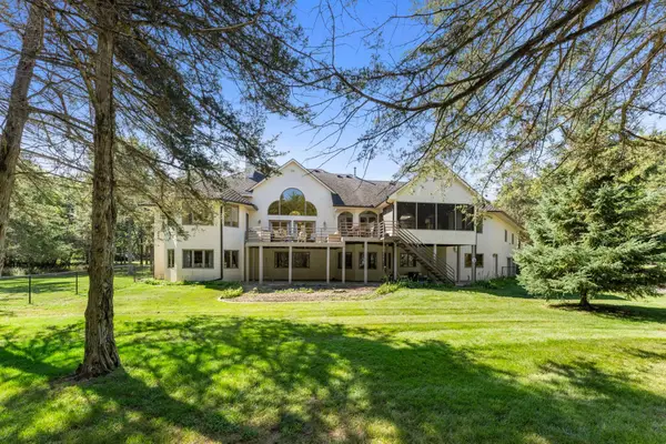 4771 Juniper Ridge Circle Nw, Anoka, MN 55303