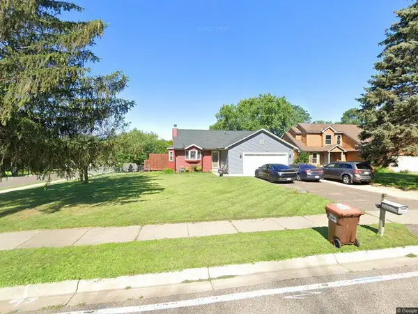2401 Hazelwood Street, Saint Paul, MN 55109