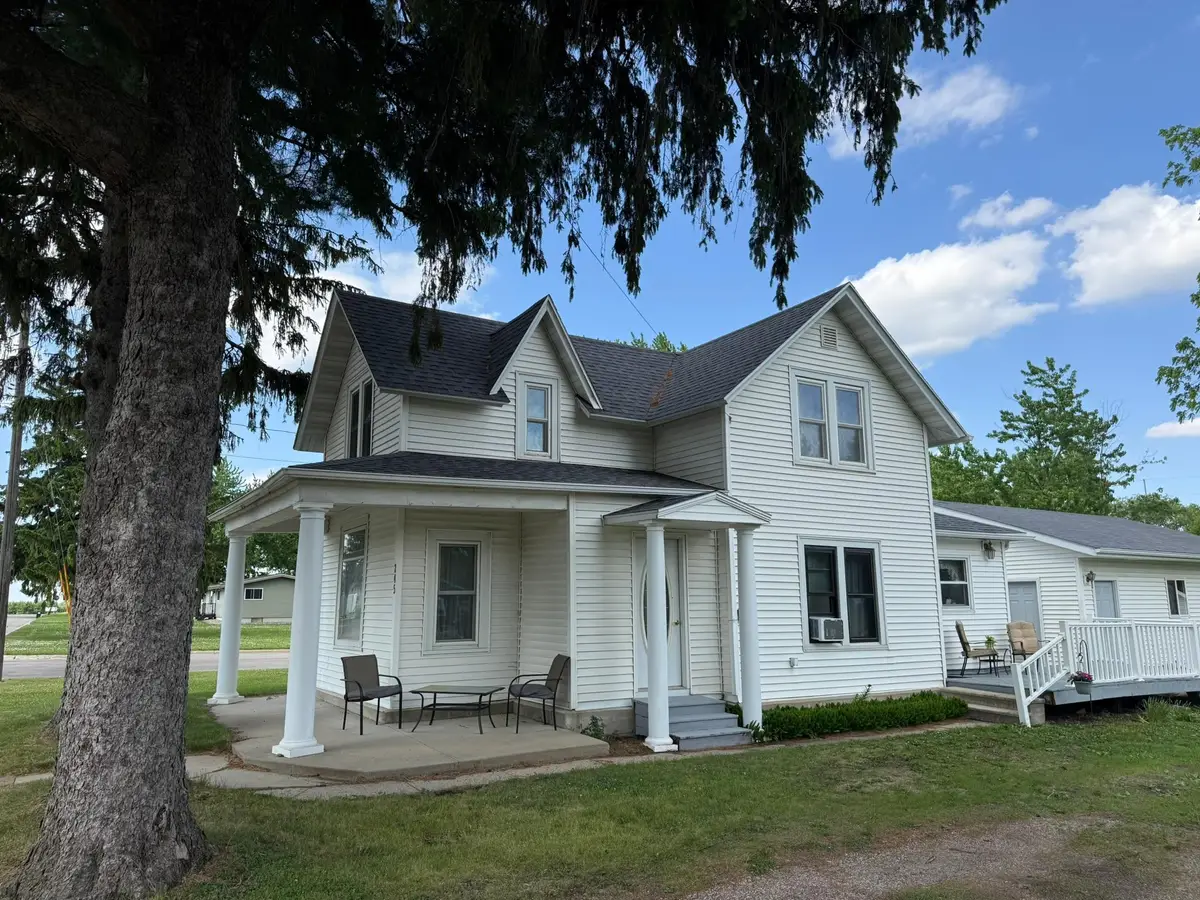 245 5th Avenue Ne, Blooming Prairie, MN 55917 - #1