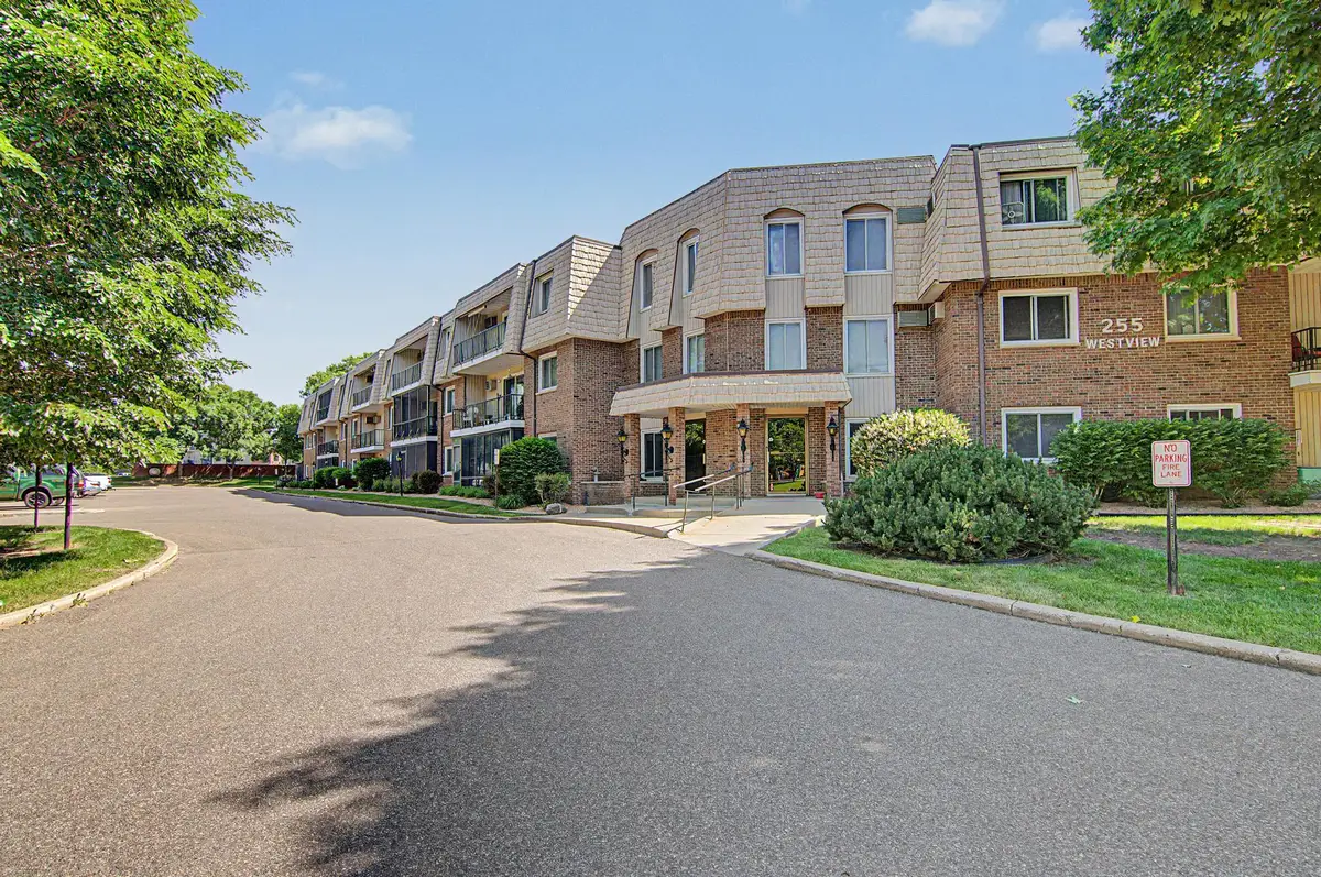 255 Westview Drive #111, Saint Paul, MN 55118 - #1