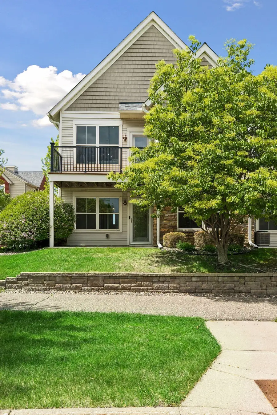 8413 Forestview Lane N #101, Osseo, MN 55369 - #3