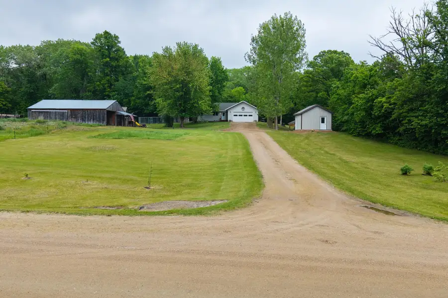 34602 250th Avenue, Erhard, MN 56534 - #2