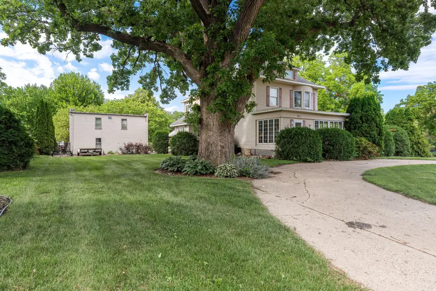 821 E Elm Avenue, Waseca, MN 56093 - #2