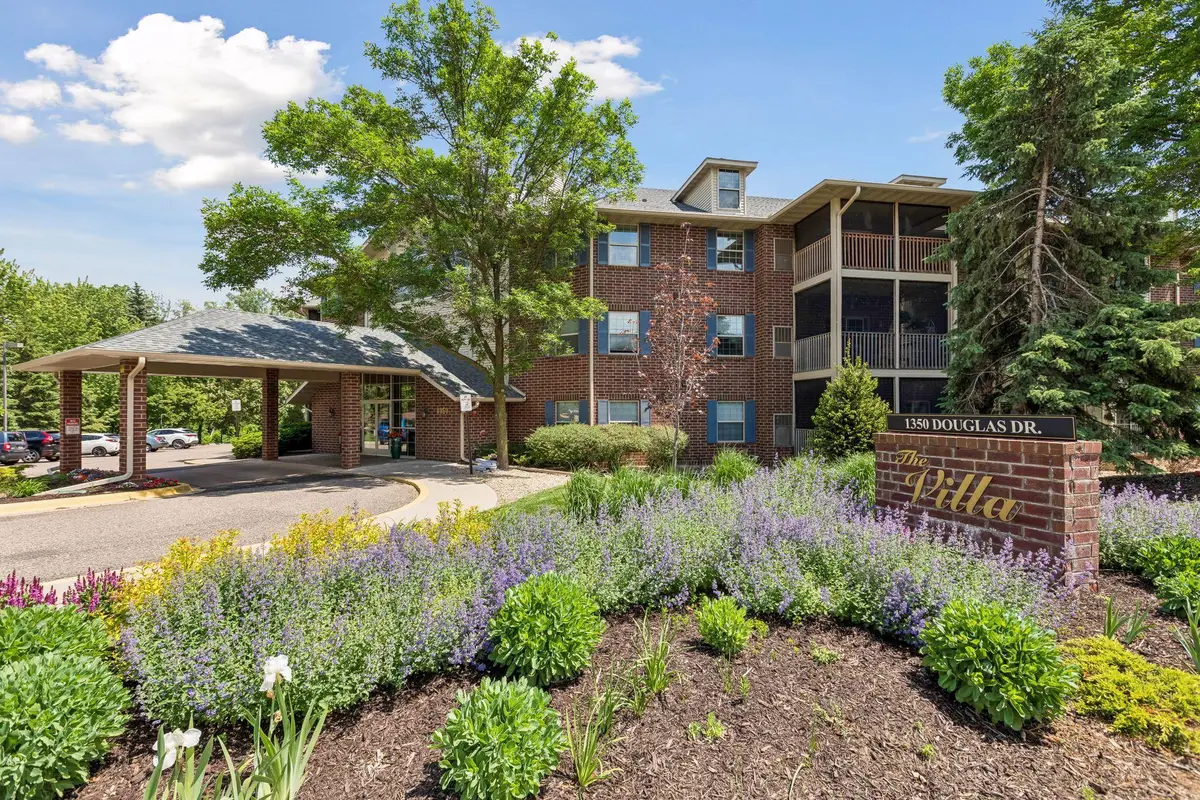 1350 Douglas Drive N #309, Golden Valley, MN 55422 - #1