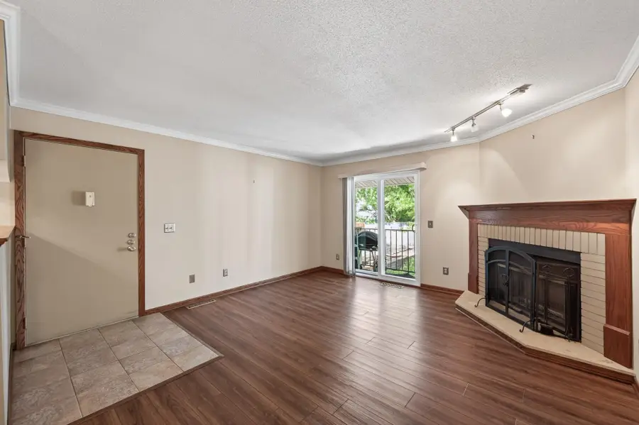 2296 Benson Avenue #G, Saint Paul, MN 55116 - #2