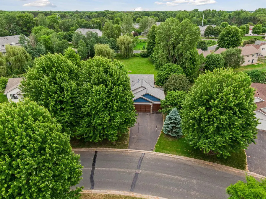680 Lois Lane, Lino Lakes, MN 55014 - #3