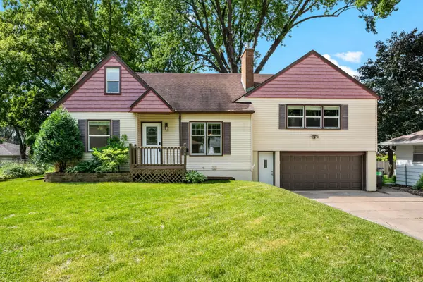 2800 32nd Avenue Ne, Minneapolis, MN 55418