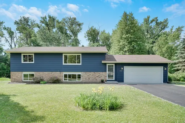 900 James Street, Circle Pines, MN 55014