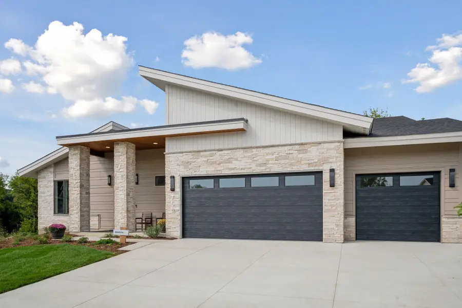 3767 Brookside Drive, Chaska, MN 55318 - #3