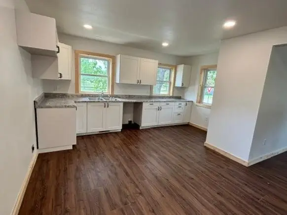 120 Spruce Avenue S, Thief River Falls, MN 56701 - #3