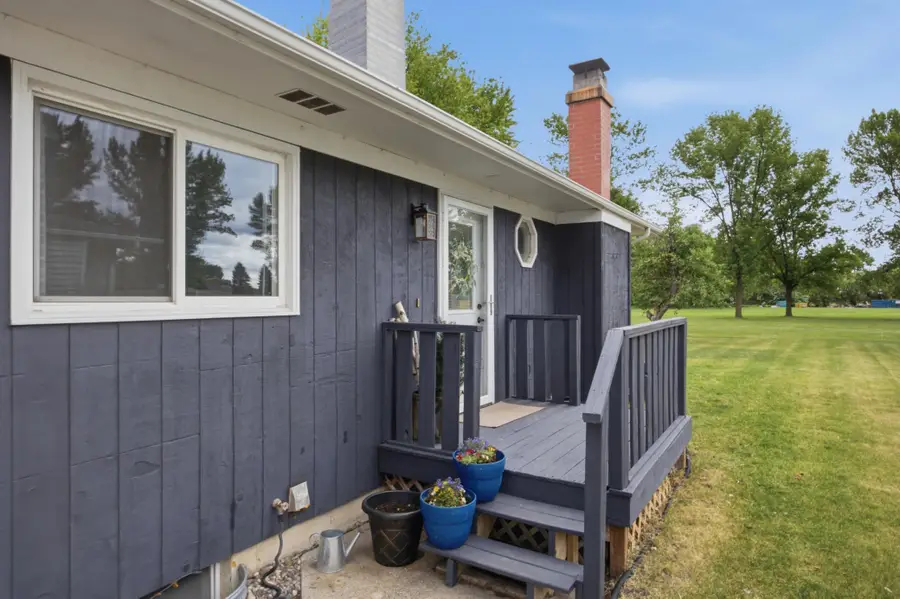 2328 Country Club Parkway, Moorhead, MN 56560 - #2