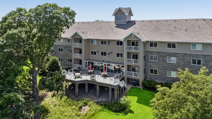 1321 Lake Drive W #123, Chanhassen, MN 55317 - #2
