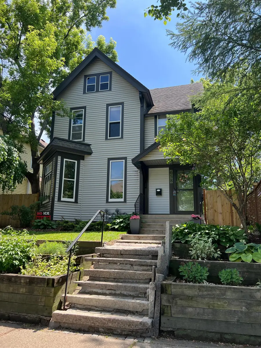658 Holly Avenue, Saint Paul, MN 55104 - #2
