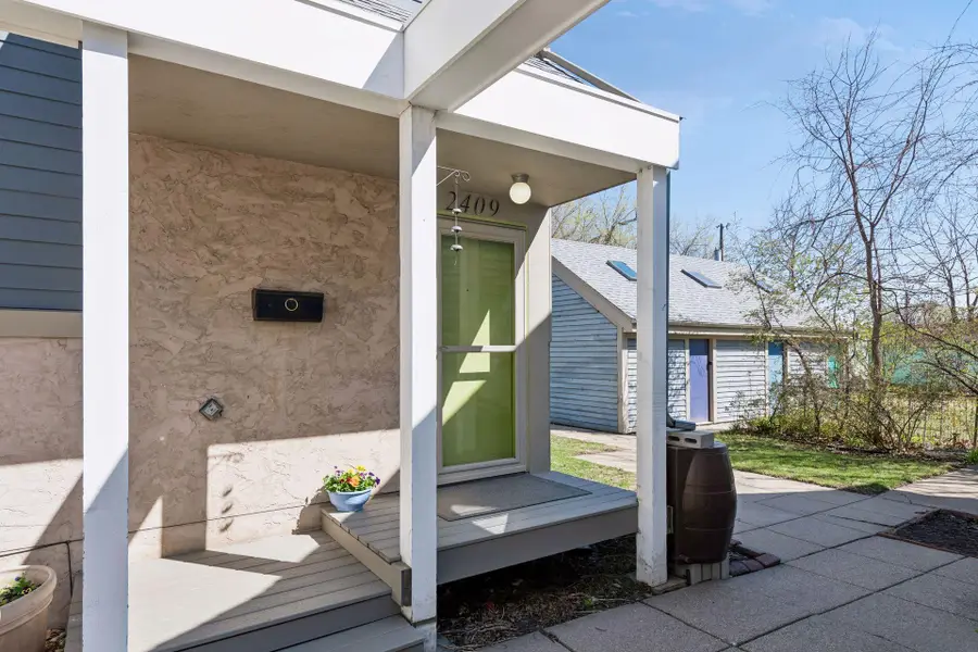 2409 24th Avenue S, Minneapolis, MN 55406 - #2
