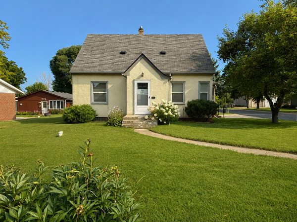 201 2nd Street Sw, New Prague, MN 56071