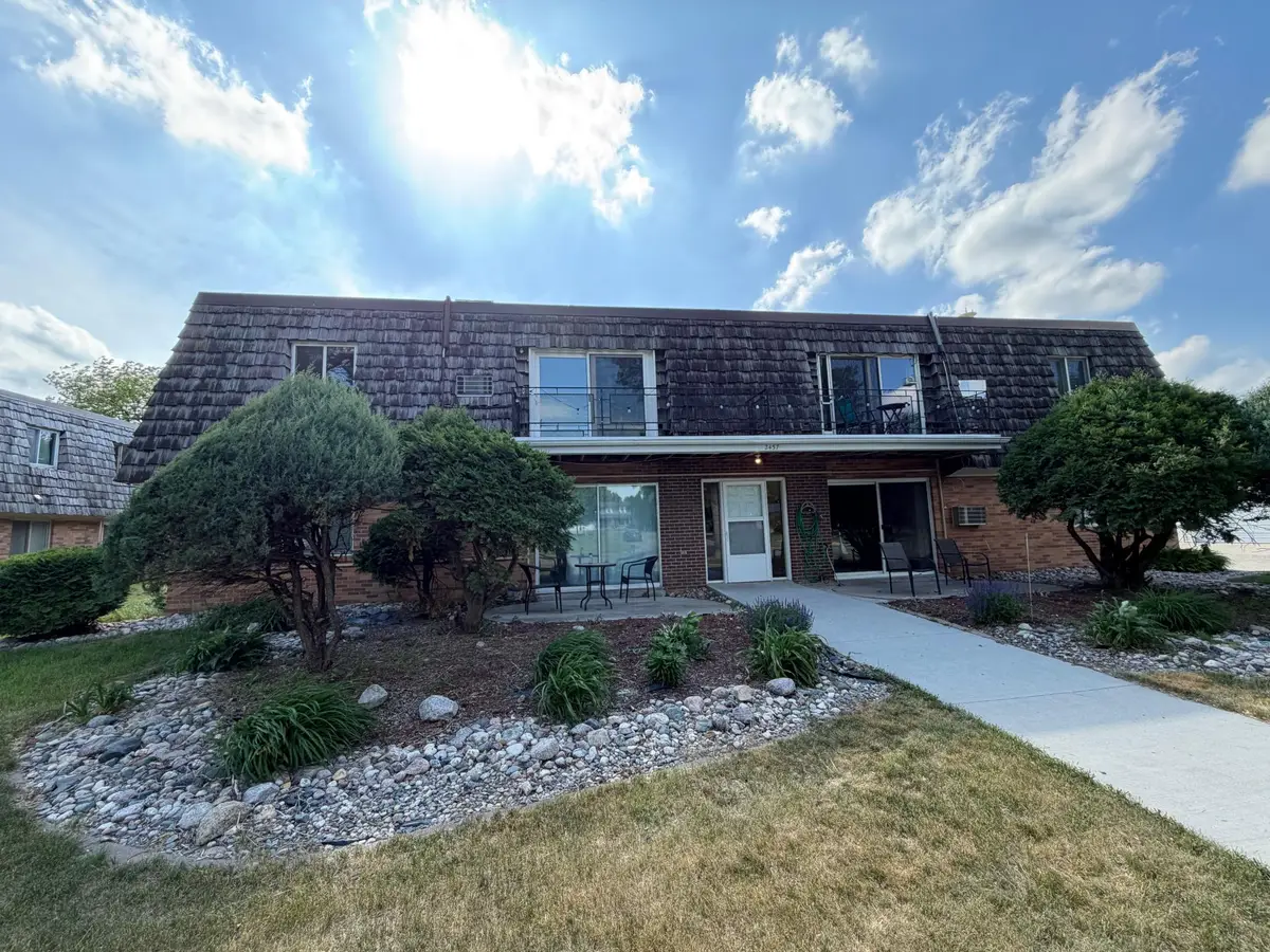 2457 W Country Club Drive S #G, Fargo, ND 58103 - #1