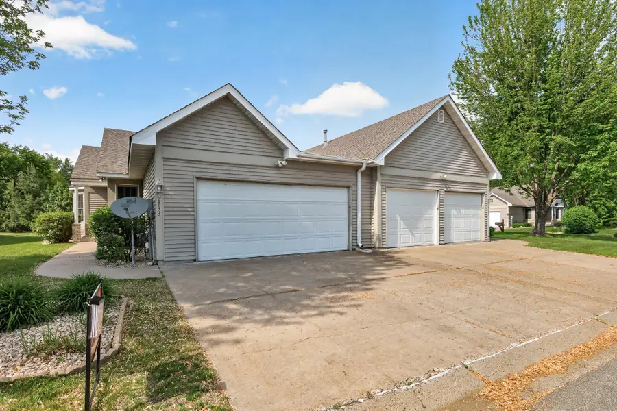 2133 Southwind Road, Saint Paul, MN 55109 - #2