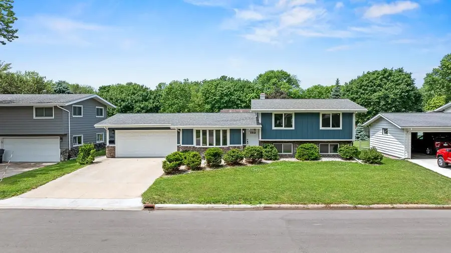 600 Lawrence Street, Marshall, MN 56258 - #2