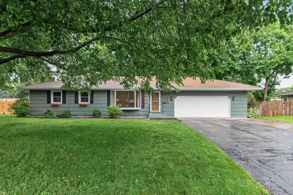 8000 Aster Drive N, Minneapolis, MN 55428