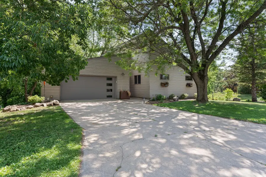 2006 11th Avenue Ne, Austin, MN 55912 - #2