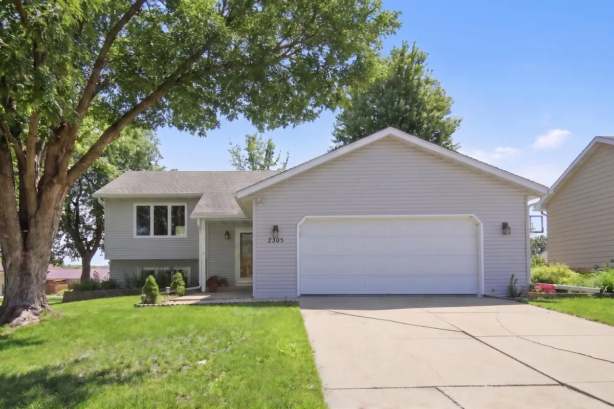 2305 13th Street Sw, Austin, MN 55912 - #1