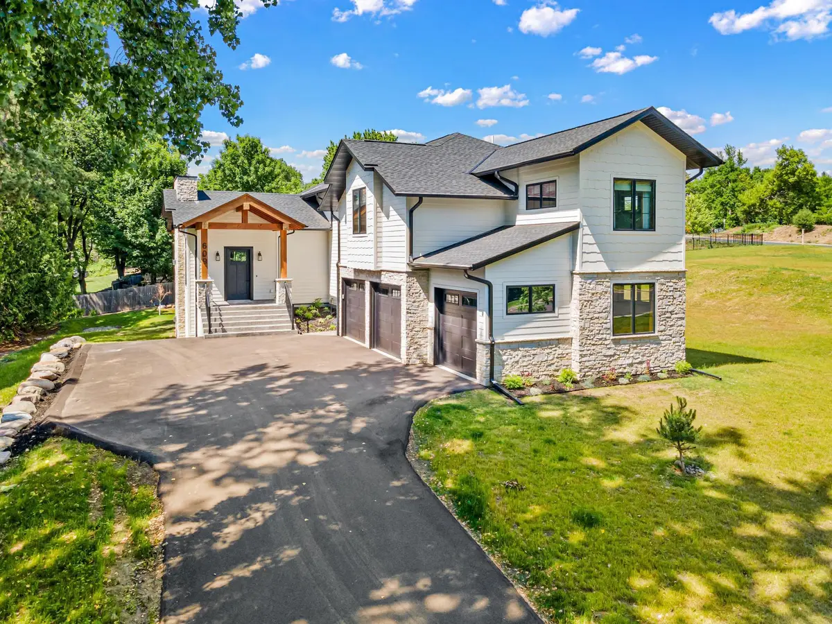 609 Callahan Place, Saint Paul, MN 55118 - #1