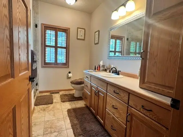 2201 7th Street Nw #A, Austin, MN 55912 - #2