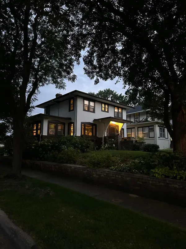 2122 Carroll Avenue, Saint Paul, MN 55104