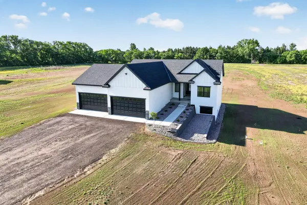 13437 295th Avenue Nw, Princeton, MN 55371