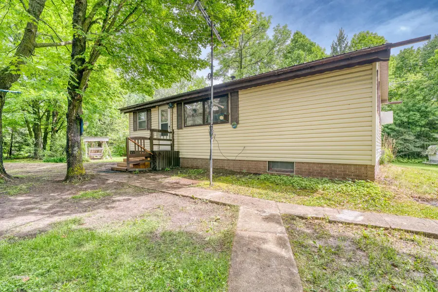 48215 Hawthorn Dr, Deer River, MN 56636 - #2