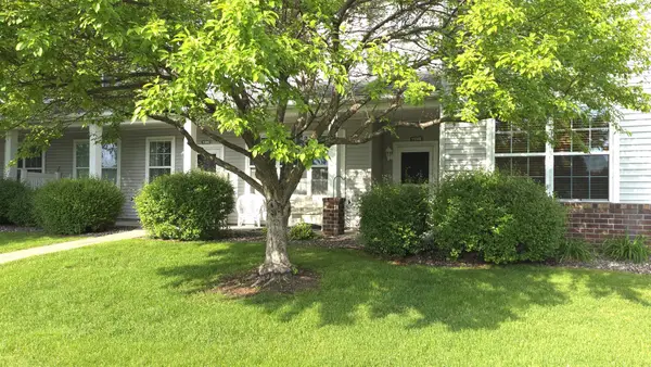 11304 Aberdeen Circle Ne #B, Minneapolis, MN 55449