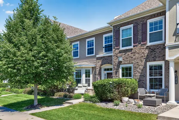 7214 Kimberly Lane N #202, Maple Grove, MN 55311
