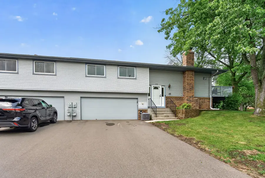 1738 Woodgate Lane, Eagan, MN 55122 - #2