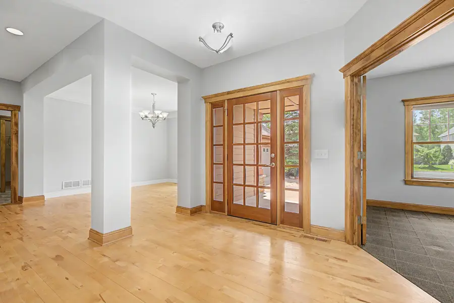 433 Majestic Court, Saint Paul, MN 55126 - #3