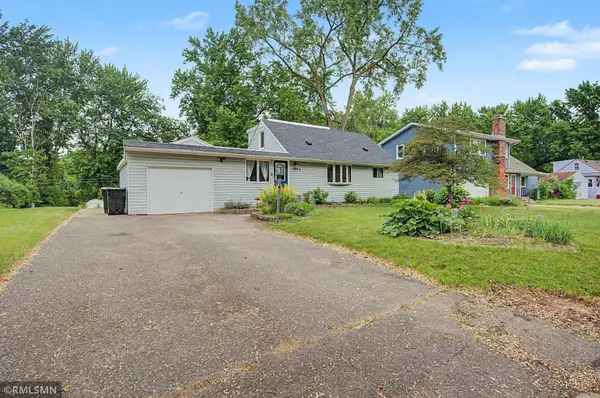 2299 Knoll Drive, Saint Paul, MN 55112