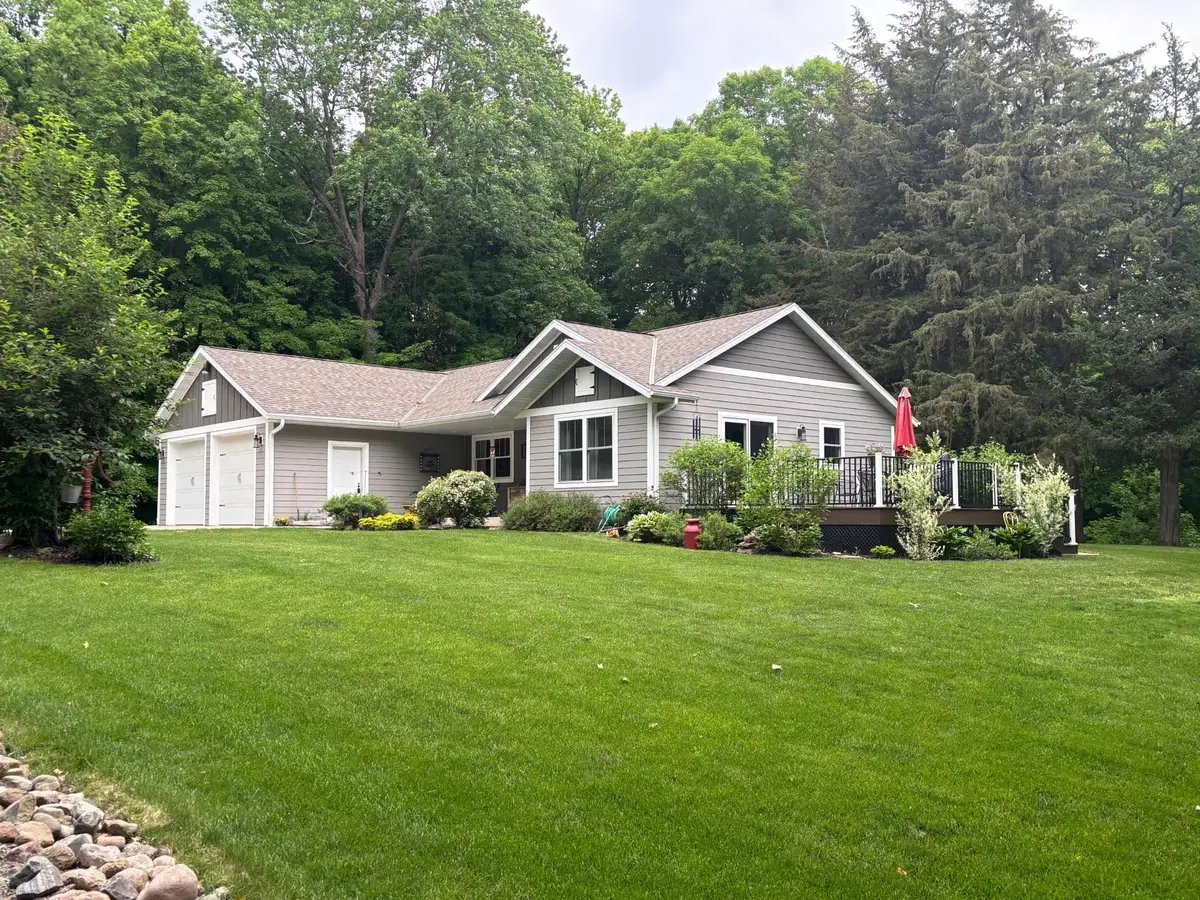 4981 Peyton Avenue Nw, Annandale, MN 55302 - #1