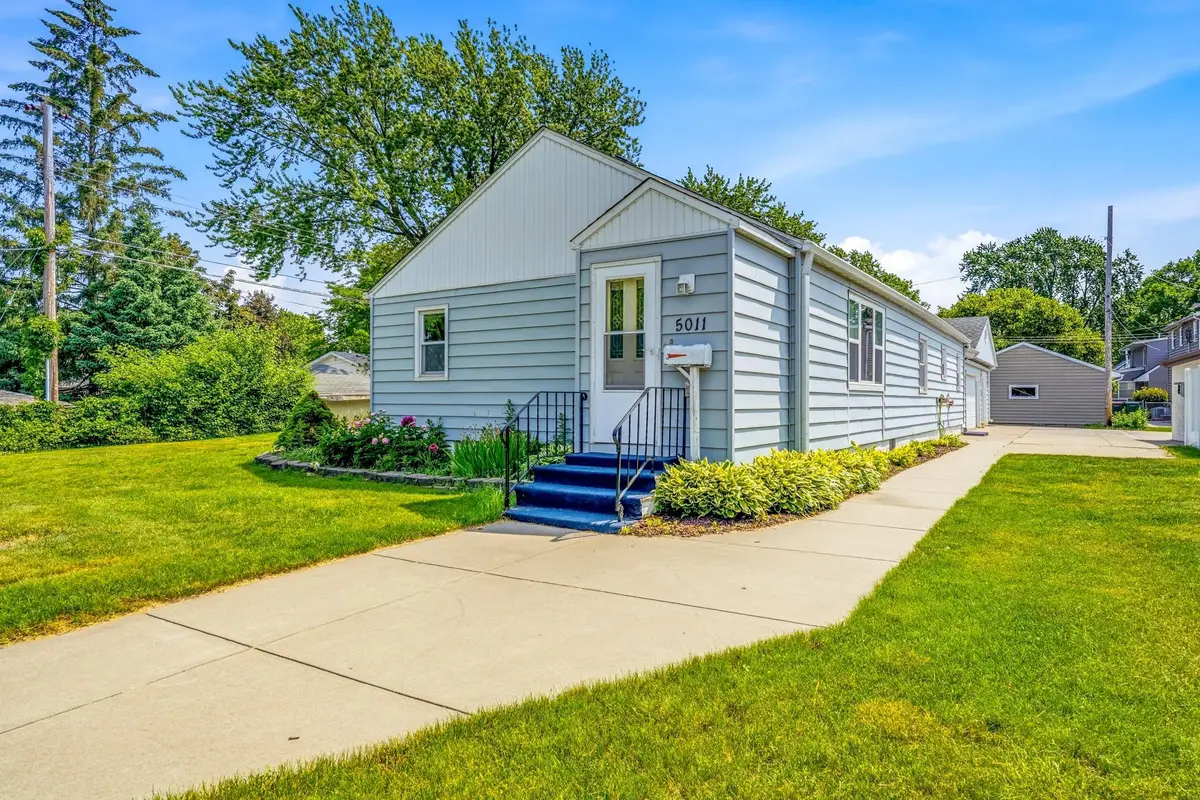 5011 Monroe Street Ne, Columbia Heights, MN 55421 - #1