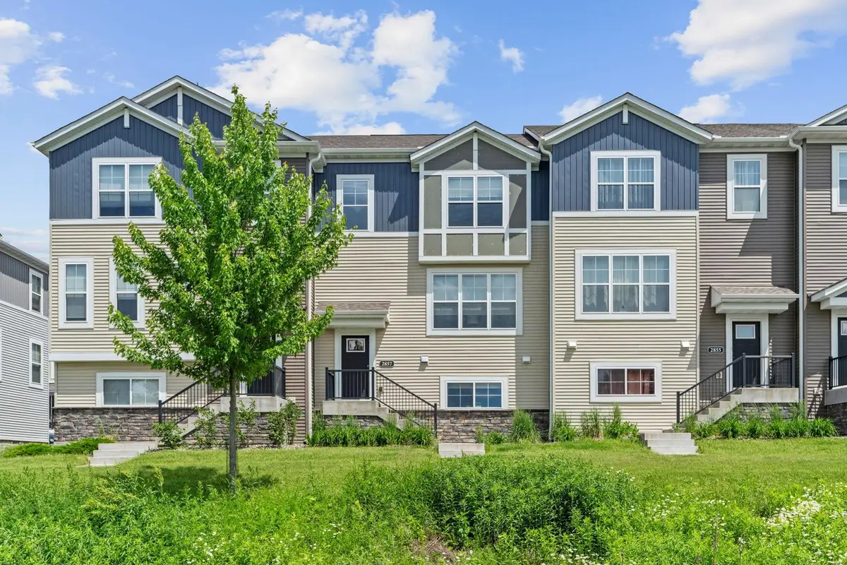 2857 Lexington Place N, Roseville, MN 55113 - #1