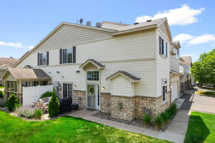 6742 Pine Crest Trail S, Cottage Grove, MN 55016 - #2