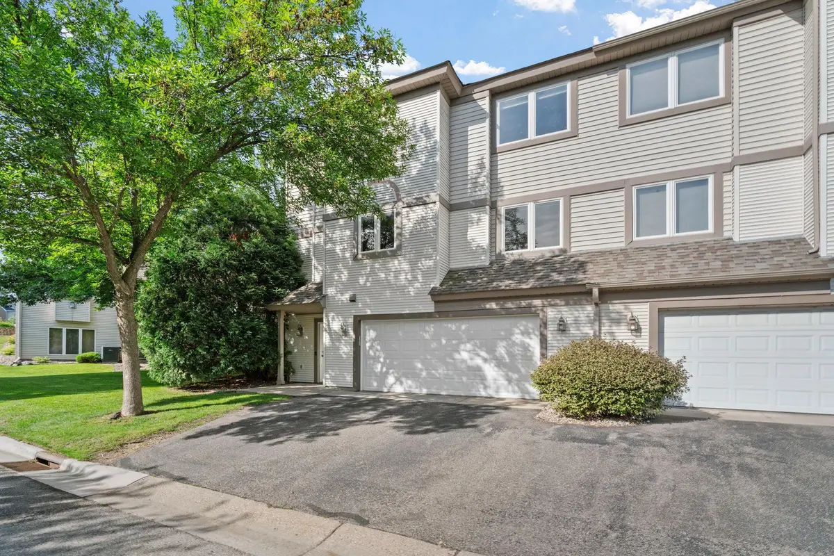 1416 Mcandrews Road E, Burnsville, MN 55337 - #1