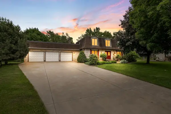 2999 Stinson Court, Saint Paul, MN 55112