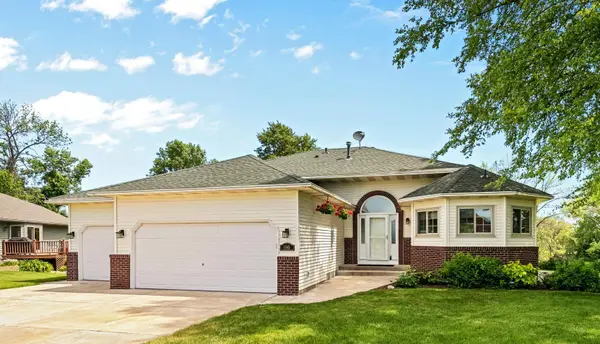 1505 14th Street Se, Forest Lake, MN 55025