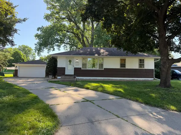 5008 66th Avenue N, Minneapolis, MN 55429