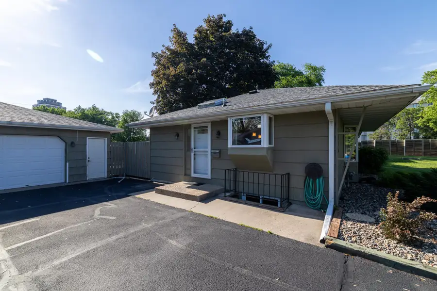 8006 Upton Avenue S, Minneapolis, MN 55431 - #2