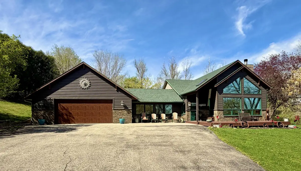 175 6th Lane Ne, Oronoco, MN 55960 - #1