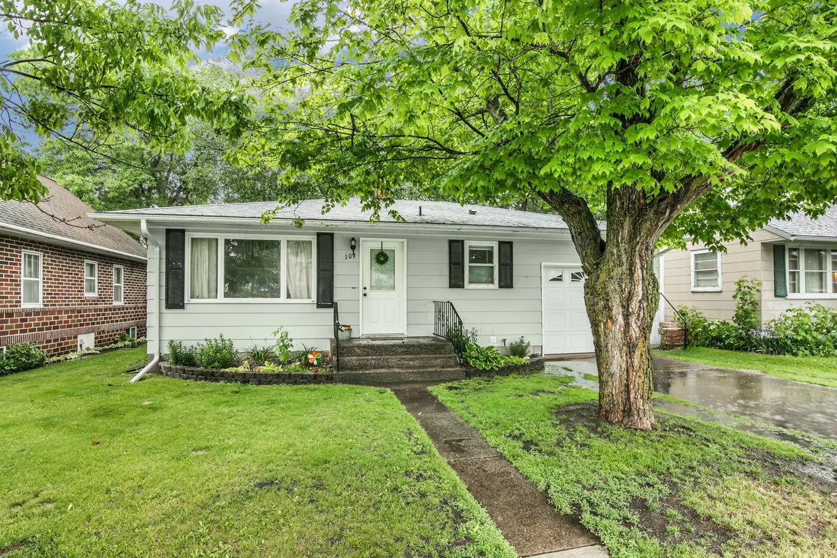 109 1st Avenue Ne, Pierz, MN 56364 - #1